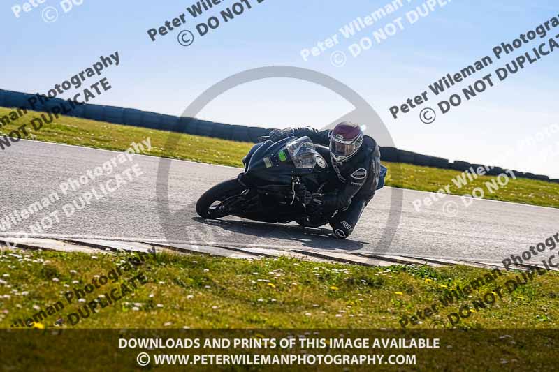 anglesey no limits trackday;anglesey photographs;anglesey trackday photographs;enduro digital images;event digital images;eventdigitalimages;no limits trackdays;peter wileman photography;racing digital images;trac mon;trackday digital images;trackday photos;ty croes